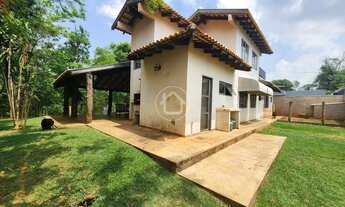 Imagem 4: CASA C/ MUITA AREA VERDE - ARVORES NATIVAS