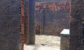 Imagem 5: Vendo casa com área para construir!