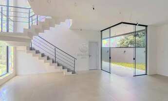 Imagem 2: Casa de Condomínio com 3 dormitórios à venda com 760.97m² por R$ 2.990.000,00 no bairro Sa