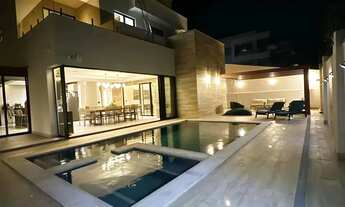 Imagem: LINDA CASA DE LUXO NO COND. ALPHAVILE, NASCENTE