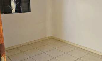 Imagem 4: Aluga-se casa de 02 quartos no Jd. Presidente - Goiânia