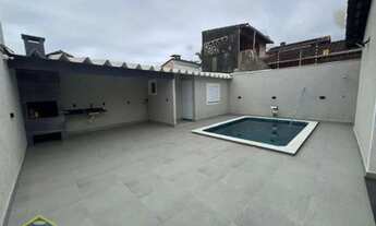 Imagem 2: Oportunidade!! Casa com piscina, 04 dorms, pertinho da praia!!