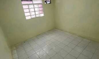 Imagem 5: Alugo ap 2 quartos/ flores/px Nilton Lins