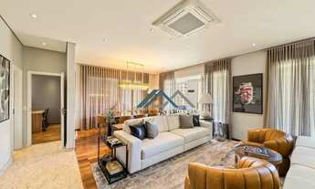 Imagem 2: Apartamento Mobiliado com 4 dormitórios, sendo 3 suítes à venda, 280 m² por R$ 3.600.000