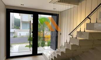 Imagem 3: Casa de condomínio sobrado para venda possui 227 metros quadrados com 4 quartos