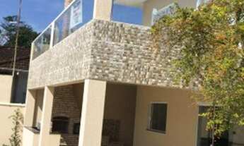 Imagem 5: Sobrado para venda possui 165 metros quadrados com 4 quartos em Solemar - Praia Grande - S