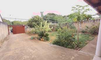 Imagem 4: Casa para venda possui 104 metros quadrados com 3 quartos em Setor Gentil Meireles - Goiân