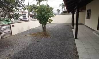 Imagem 2: Casa com 01 suíte + 02 dormitórios no binário do Vila Nova