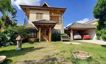 Imagem: Linda casa em condomínio completo com piscina