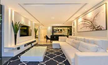 Imagem 2: Apartamento com 3 dormitórios à venda com 195.26m² por R$ 1.380.000,00 no bairro Água Verd