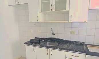 Imagem 2: Apartamento para aluguel possui 46 metros quadrados com 1 quarto em Centro - Florianópolis