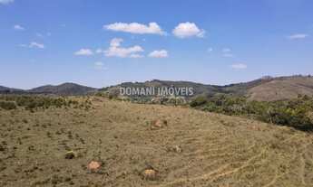 Imagem 2: Ampla Área de Terreno à Venda na Região do Parque do Ferradura - Campos do Jordão/SP