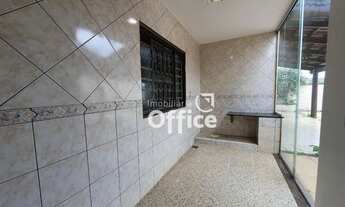 Imagem 7: Casa com 3 dormitórios à venda, 387 m² por R$ 600.000,00 - Vila Santa Isabel - Anápolis/GO