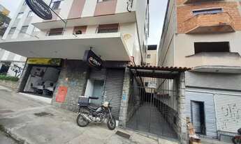 Imagem 2: Apartamento para aluguel possui 82 metros quadrados com 2 quartos em São Mateus - Juiz de