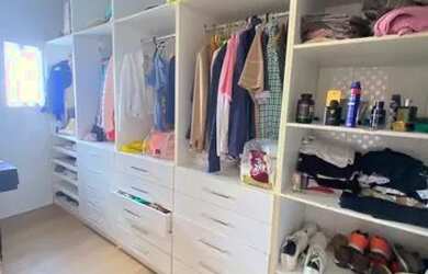 Imagem 9: A casa dos seus sonhos na melhor localização de Farolândia. // Com Piscina