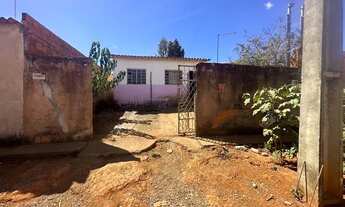 Imagem 2: Casa com 2 quartos sendo um suíte Setor Oeste