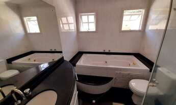 Imagem 6: LINDO sobrado com EXCELENTE infraestrutura!