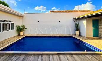 Imagem 2: Casa com piscina à venda no bairro Santana em Araçatuba