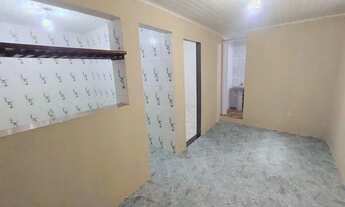 Imagem 2: CASA 1/4 EM FRENTE AO PARQUE SANTA RITA