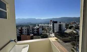 Imagem 3: Apartamento 1 Dormitório, boa posição solar Cozinha com geladeira, Cooktop, Sacada, ban