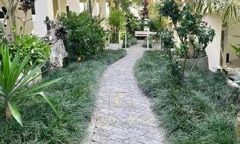 Imagem 2: Imóvel para venda possui 57 metros quadrados com 2 quartos em Coqueiros - Florianópolis