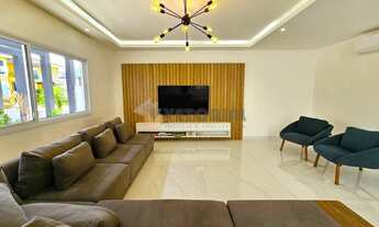 Imagem 3: Sobrado para venda possui 311 metros quadrados com 4 quartos em Costa Nova - Caraguatatuba