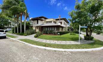 Imagem 3: Casa para aluguel possui 500 metros quadrados com 6 quartos.