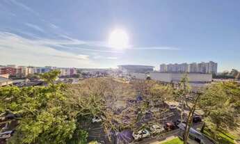 Imagem 3: Apartamento de 2 dormitórios e 1 vaga de garagem, no bairro Humaitá, em Porto Alegre