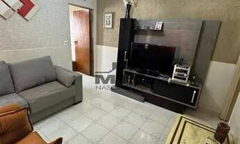 Imagem: Casa assobradada com 3 dormitorios sendo