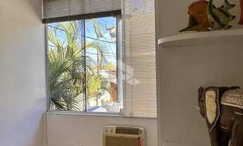 Imagem 3: Sobrado com 4 dormitórios condomínio fechado Centro de Canoas/RS