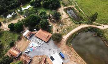 Imagem 2: Bela fazenda com 3 belas cachoeiras na regiao da Chapada dos Veadeiros
