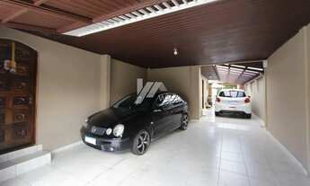 Imagem 2: Casa térrea com amplo terreno