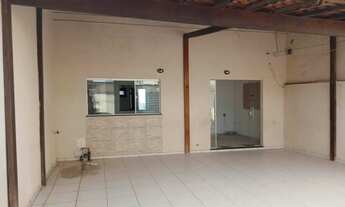 Imagem 2: CASA NA DIVINEIA