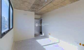 Imagem 7: Comercial no bairro Menino Deus