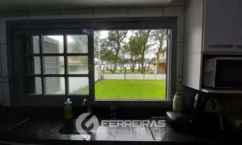 Imagem 7: Lindissimo sobrado a poucos metros do mar, com 4 dormitórios e 1 suíte