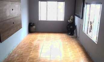 Imagem 4: Casa no Sarandi de 2 dormitórios e pátio com piscina