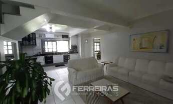 Imagem 5: Lindissimo sobrado a poucos metros do mar, com 4 dormitórios e 1 suíte