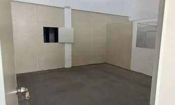 Imagem 3: Lauro de Freitas, Buraquinho, próximo à Estrada do Coco