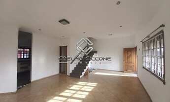 Imagem 2: Sobrado com 3 dormitórios, 1 suíte, 1 banheiro social à Venda, 260m² por R$2.130.000,00