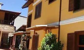 Imagem 2: Casa para Venda em Nova Friburgo, Jardim Marajói, 4 dormitórios, 3 suítes, 5 banheiros, 6