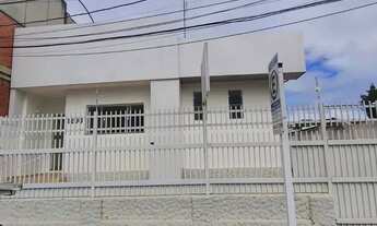 Imagem: Imóvel para aluguel possui 300 metros quadrados