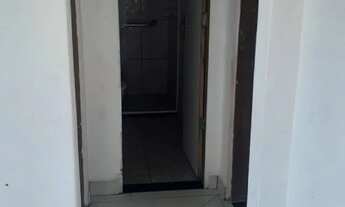 Imagem 5: ALUGO CASA Casa com 2 dormitórios