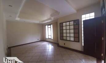 Imagem: EXCELENTE CASA DE 06 QUARTOS À VENDA NO