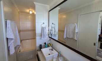 Imagem 2: Apartamento para venda possui 108 metros quadrados com 2 quartos em Coqueiros - Florianópo