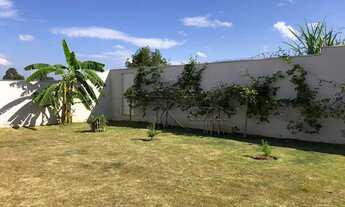 Imagem 4: Casa de condomínio para aluguel possui 865 metros quadrados com 4 quartos