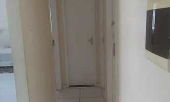 Imagem 2: Vendo casa em condomínio fechado, aceitamos propostas