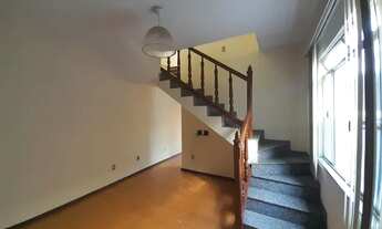 Imagem 5: Casa para aluguel possui 92 metros quadrados com 4 quartos em São Mateus - Juiz de Fora