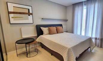 Imagem 5: Apartamento Mobiliado no Centro de Balneario Camboriu x imóvel em Curitiba