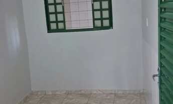 Imagem: Alugo kitnet 01 e 02 qts Samambaia