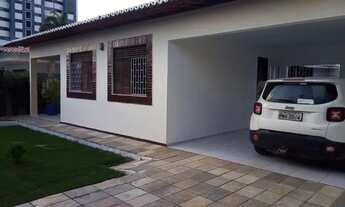 Imagem 2: ALUGO Excelente casa com piscina e jardim em Capim Macio